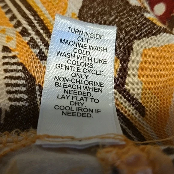 Cato Geometric design Cute Top with Flutter Cap Sleeves Women size XL - Picture 8 of 11